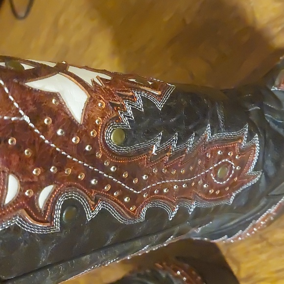 Corral Cowboy Boots - Picture 2 of 4